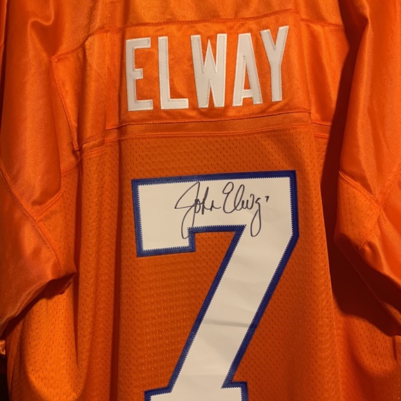 Vintage number seven John Elway signed jersey - Picture 4 of 4